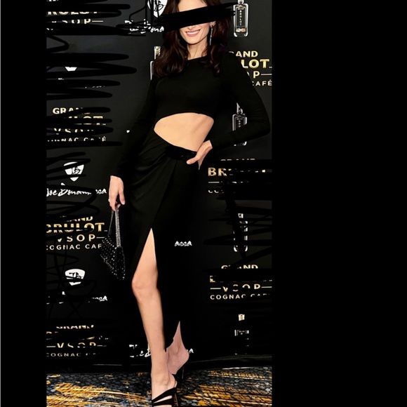 Black midi dress with cut outs - Picture 2 of 7